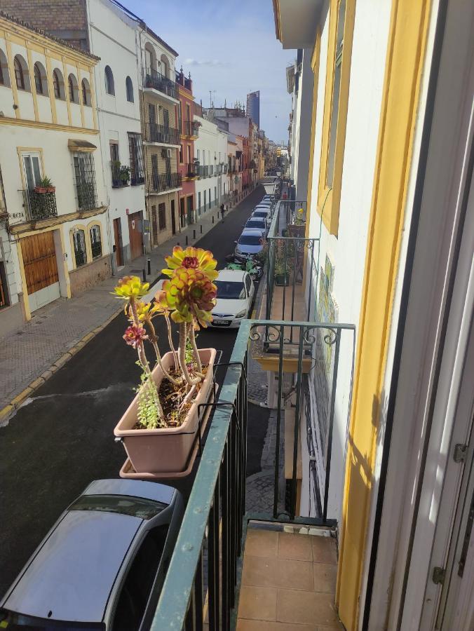 Vive Triana Apartment Sevilla Exterior foto